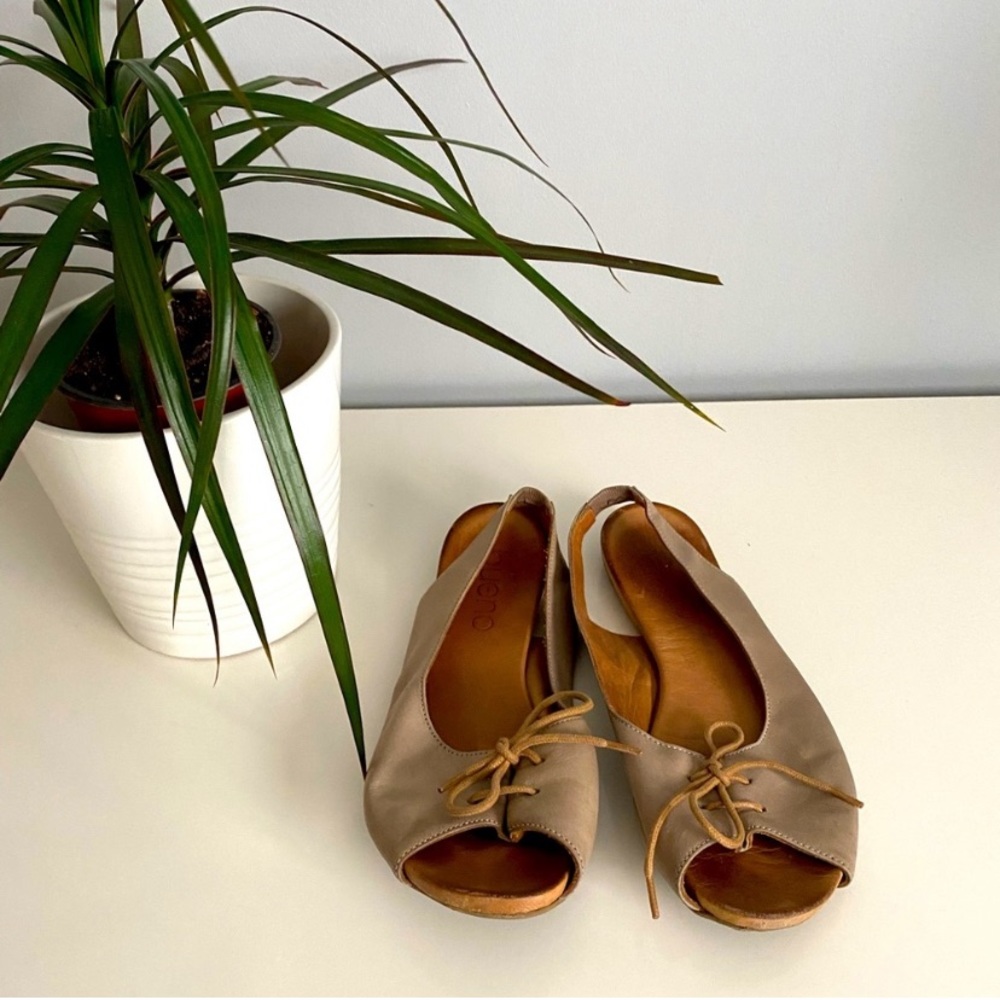 Bueno leather slingback peep toe sandal